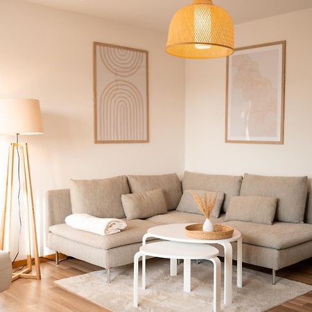C4S Come4Stay Altoetting - 3-Zi Whg I Zentrale Lage I Parkplatz I Balkon I Wifi I Smarttv I 1 Kingsize, 1 Queensize Bett I Office Arbeitsplatz I Wohnbereich Mit Couch Und Essbereich I Voll Ausgestattete Kueche I Nespresso Eksteriør bilde